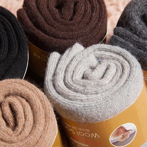 High Quality Thickened Wool Rabbit Socks Winter Snow Terry Super Warm Pure Color Men Middle Tube Socks Wholesale 5pair/lot
