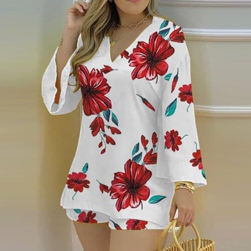 Bohemian Floral Print Chiffon Blouse Shorts Set Women Casual Boho Bell Sleeve V-Neck Tops Shorts Suit 2021 Vetement Femme A40
