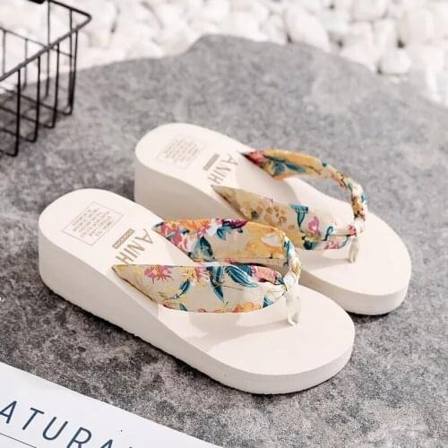 Graffiti Printing Flip Flops Women Platform Wedges Outdoor Summer Beach Slippers Fashion High Heels House Home Non-Slip Slides