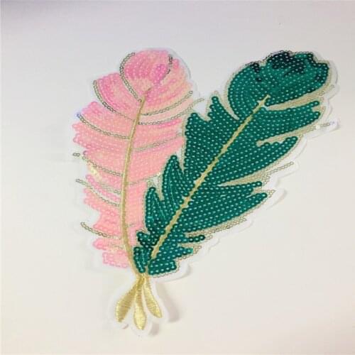 30pcs/Lot Embroidery Patches Letters Clothing Decoration Accessories Diy Iron Heat Transfer Applique Sequins Feathers Iron on