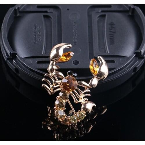 Women Fashion Animal Scorpion Crystal Rhinestone Scarf Brooch Pin Party Jewelry Enamel Pin Lapel Pin Men Jewelry Gifts Brooches