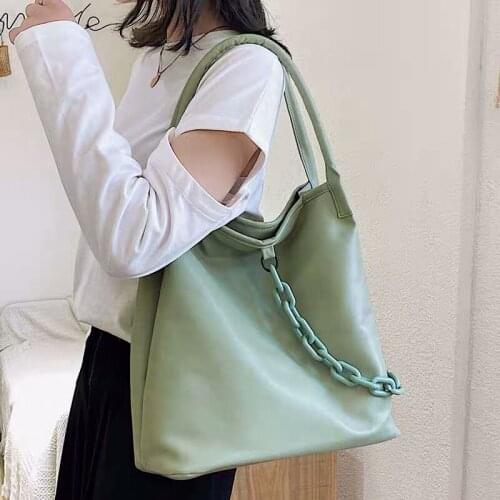 Autumn and Winter New Style Large Capacity Chain Bucket Bag Womens Shoulder Bag Handbag Crossbody Bags for Women