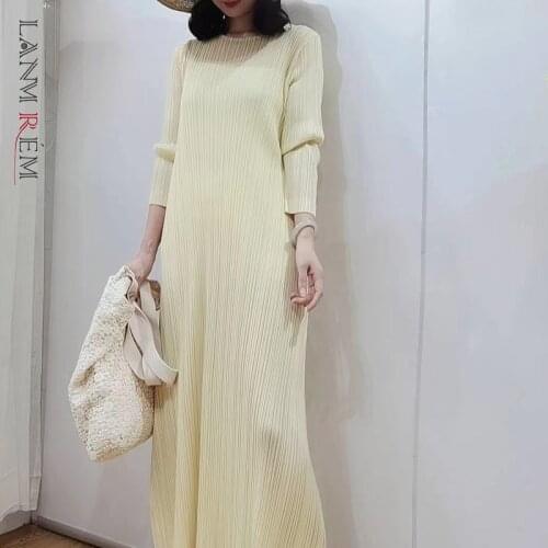 LANMREM 2021 Summer Autumn Pleated Dress Round Neck Lady Long Sleeve Solid Color Slim Dresses For Women Elegant 2C2032
