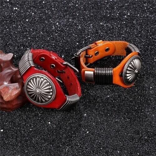 Bracelet European and American New Exaggerated Retro Sun Shield Leather Bracelet Cool Fashion All-match