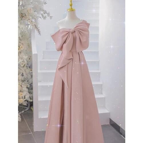 2021 Pink Satin Celebrity Dresses Big Bow A-Line Elegant One Shoulder Sleeveless Simple Banquet Temperament Evening Gowns New