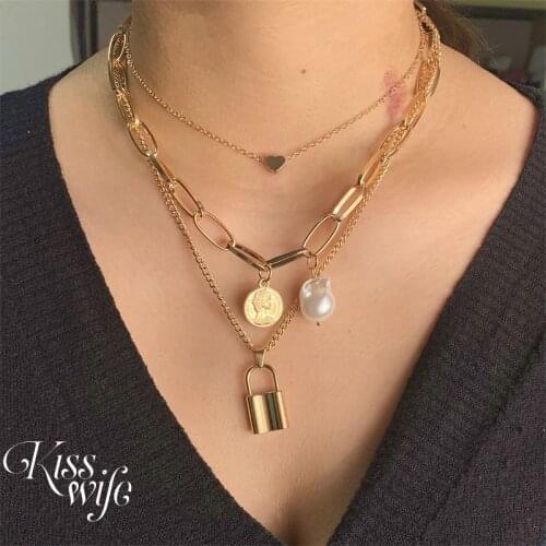 Vintage Heart Lock Pendant Chain Choker Necklaces Women Elegant Baroque Imitation Pearls Necklace Collar Jewelry