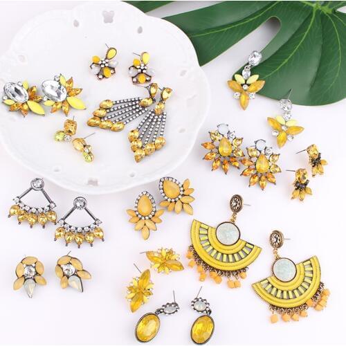 LUBOV Bright Yellow Crystal Stone Women Piercing Earrings Rhinestone Decoration Gold Color Metal Stud Earrings Party Jewelry New