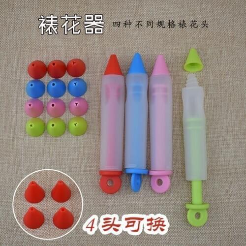 4 sets of silicone, chocolate, cream, gun, flower brush, cookie cookie, writing brush, squeezing nipple bake tool