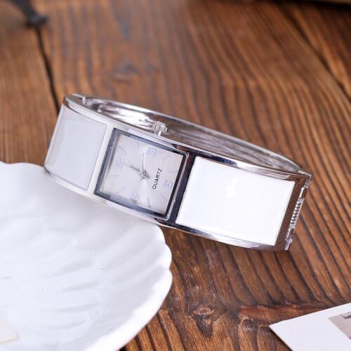 2018 Silver Womens Bracelet Watches Ladies Dress Watches Quartz Wristwatches Jelly Colorful Relogio Feminino Square Clock Gifts