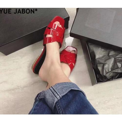 Sandalias Mujer 2019 High Quality Tribute Real Soft Patent Leather Slipper Sandals Women Slide Cut Out Gladiator Beach Slippers