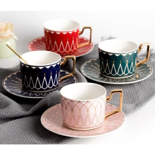 Ceramic Cup Bone China Cup European Style Coffee Cup Saucer Spoon Flower Tea Cup Coffee Tea Mug Gift