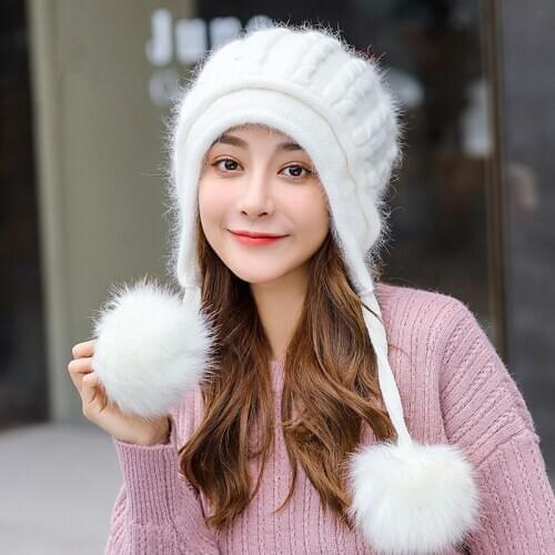 Sweet Knitted Fluffy Balls Beanie Hat Fashion Street Winter Warm Skullies Caps Women All Match 6 Colors Bonnets Sun Hat Elastic