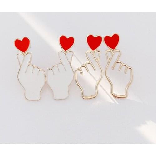Fashion Than Heart Hand Temperament Earrings Minimalist Geometric Trendy Hand Shape Stud Earrings for Women Jewelry Girl