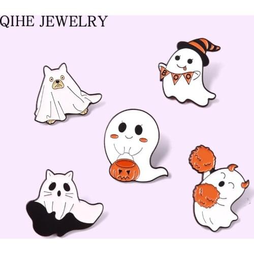 Cartoon Cute Ghost Enamel Pin Happy Halloween Brooches Punk Gothic Bag Clothes Lapel Pins Badge Jewelry Gift for Kids Friends