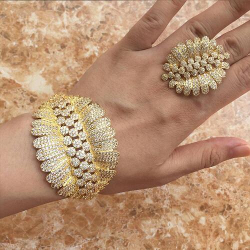 Newness Fashion Luxury Super 3 Tone Boom Flowers AAA Cubic Zirconia Women Party Engagement Width Bracelet Bangle And Ring Set