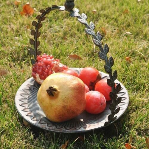 Retro Countertop Fruit Basket Holder Bowl Stand Decoration Iron Fruit Plate Festivals Candy Dessert Display Stand