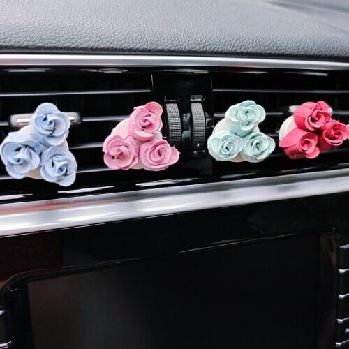 Three Roses Car Air Freshener Mini Rose Bud Difuser Essential Oil Car Perfume Three Small Flowers Air Vent Clip Cute Accessories