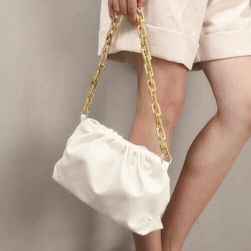 Hanatomrrow Women's Black Clutches