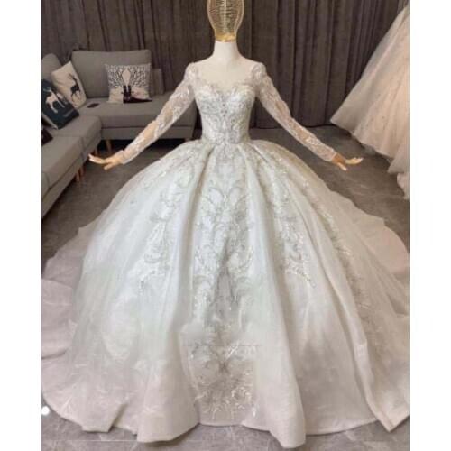 2021 Luxury O Neck Appliqued Lace Long Sleeve Beaded Ball Gown Wedding Dresses