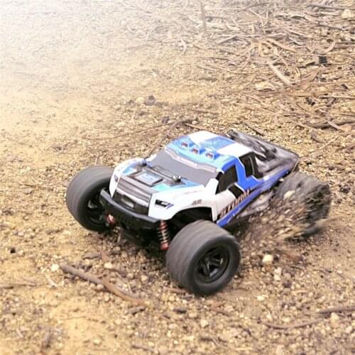 NEW hot cross border high speed RC car 1:18 Four-wheel drive off-road bigfoot car 2.4G child electric RC car model 8301