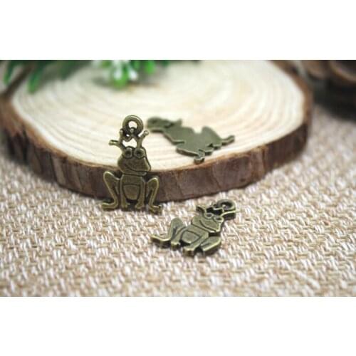 15pcs-Frog Charms Antique Tibetan bronze Tone Frog pendants/charms 22x14mm