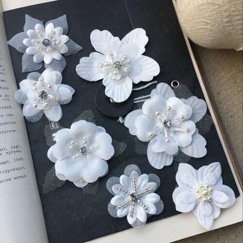 5Pcs White 3D Flower Pearl Patch for Clothing Wedding Dress Beading Sew On Lace Applique for Sweater Socks DIY Accessories