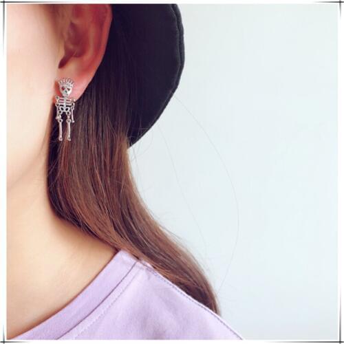 New Design Punk Earrings Skull Skeleton Man Women Jewelry Charms Personality Hollow Vintage Fashion Creative Hip Hop Ear Stud