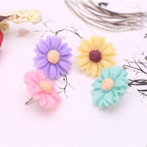 50pcs Colorful Flowers Thumbtacks Floret Pushpins Wall Office Decorative for Whiteboard Photos Maps Bulletin Board 85DD