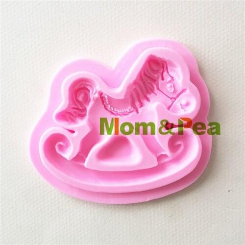 Mom&Pea 1370 Free Shipping Wooden Horse Silicone Mold Cake Decoration Fondant Cake 3D Mold Soap Mold Food Grade