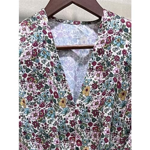 2021 Autumn and Winter New Style V-neck Retro Floral Long Pleated Waist Dress