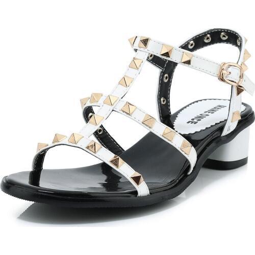 2019 summer new rivet thick with mid-heel buckle with open toe sandals 32-46
