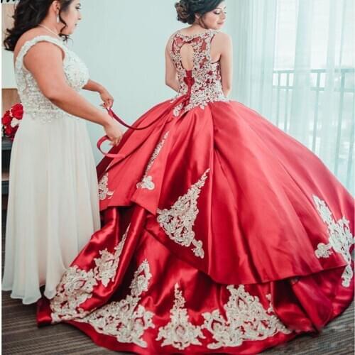 Red Lace Beaded Quinceanera dresses Prom Dresses Scoop Neck Lace Appliques Crystal Birthday Party Dress Satin Corset Prom Gowns