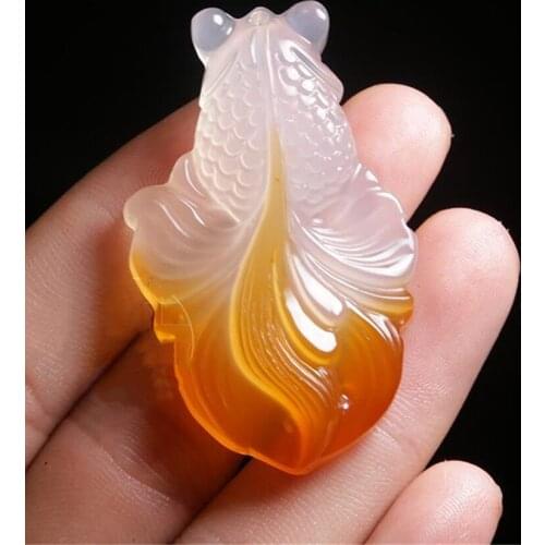 Natural chalcedony goldfish necklace pendant hand-carved cute goldfish gemstone female pendant necklace baby jewelry gift
