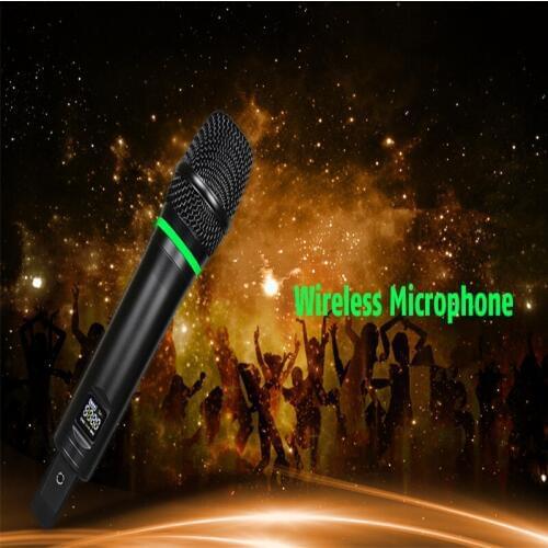 2019 New Noise Reduction UHF Charging Universal Handheld Wireless Microphone