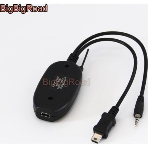 BigBigRoad 2.4G Wireless RCA Video FM Transmitter Receiver Kit For Car Portable GPS DVD / Monitor With USB +2.5mm Earphone Port