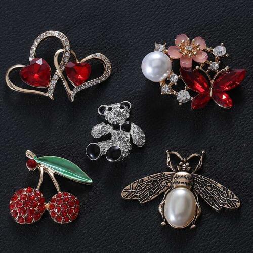 2pcs/lot Heart Rhinestone Buttons For Girl Hair Wedding Invitation Card Crystal Sewing Buttons Dress Crafts Jewelry Accessories