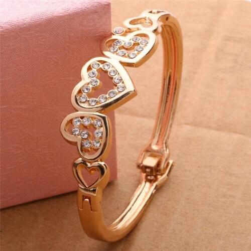 Women Fashion Gold Cuff Bracelet Rhinestone Love Charm Bracelet