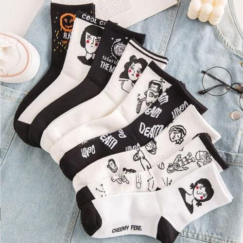 2020 New Planet Astronaut Socks Autumn Black and White Sports Women Socks Cotton Cute Winter Socks Women Kawaii funny socks