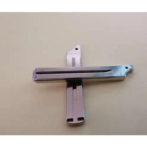 NO.113# Original Replacement Flip Remote Key Blade Car Key blank For Toyota Flip Remote Key (2014 Year) middle Groove