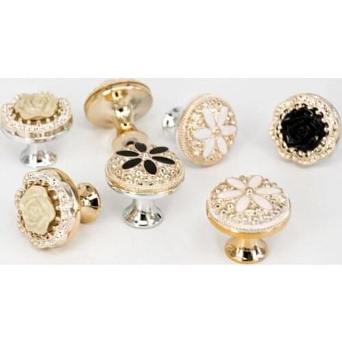 2pcs New Door Handles Furniture Receive Box Handles Cabinets and Drawer Knob Kitchen Furniture Accessories Plastic Deal With