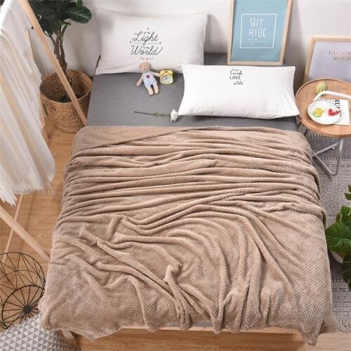 Super Soft Warm Plaid Blanket Plush Solid Color Bed Covers for Sofa Adult Fleece Throw Blankets Flannel Bedspread for the Couch