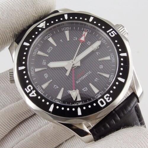 41mm Self Winding Men Watch Automatic GMT Movement Sapphire Glass Leather Strap Date Window