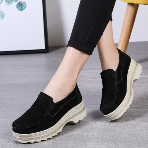 Suede Leather Women Casual Shoes Wedge Sneakers Slip on Ladies Moccasins Designer Flat Platform Loafers For Women Zapatos Mujer