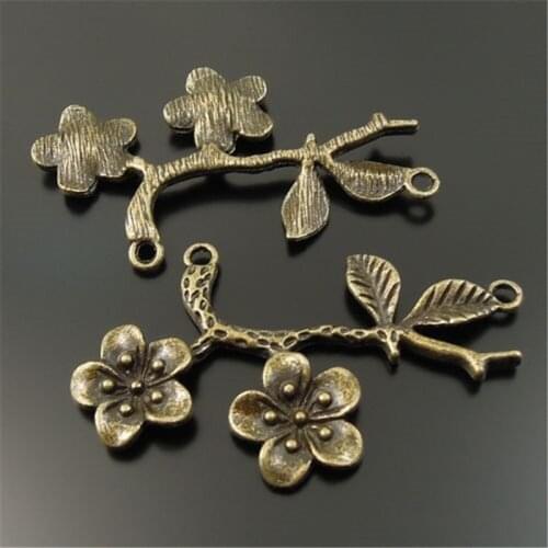 10pcs/pack Vintage Women Necklace Pendant Antique Style Bronze Tone Alloy Flower Branch Charms 51*30*5mm Jewelry Findings 33328
