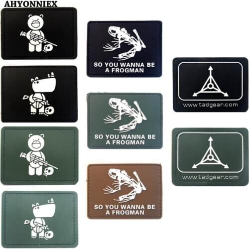 2020 Maxsin PVC material HOOK&LOOP Bear rhinoceros flag Frog seal Patch Sew On Clothes Armband Backpack Sticker DIY design