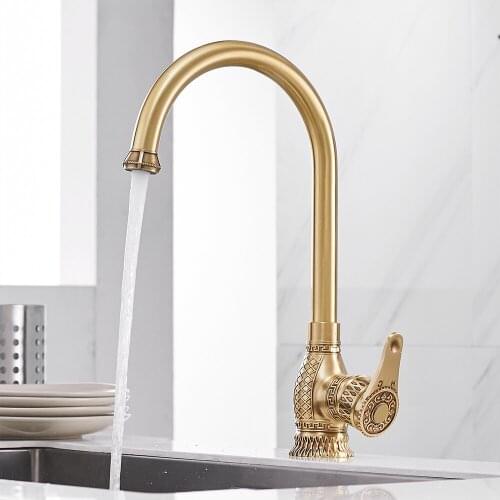 Kitchen Sink Faucets Retro Brass Antique Bronze Single Handle Kitchen Basin Faucets Deck Mounted Hot&Cold Water Mix Tap WF-6826