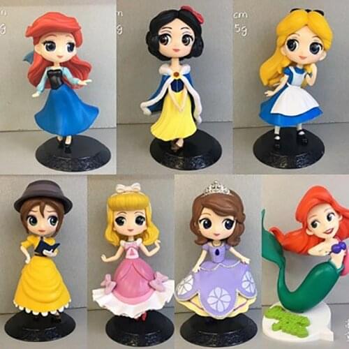 Q Posket Princess Snow White Elsa Anna Rapunzel Jasmine Cinderella Sofia Arale Mulan PVC Figure Model Toy Cake Model Dolls Gifts