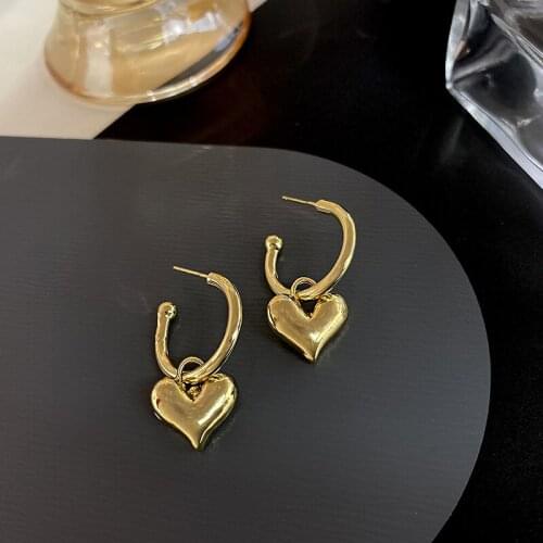 AOMU 2021 New French Retro Metal Gold Silver Color Simple Peach Heart Hoop Earrings for Women Party Fashion Jewelry Gifts