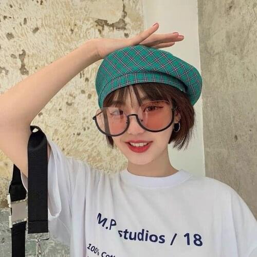 2021 New Womens Plaid Beret Spring And Summer Fashion Wild Cute Painter Hats Female Adjustable Korean Style Chic Octagonal Caps