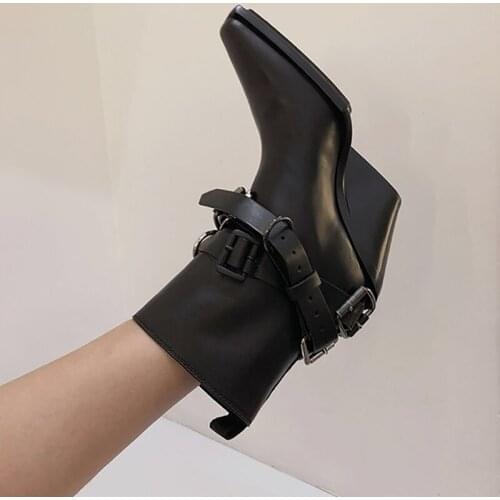 New Ankle Boots For Women Pointed Toe High Heels Shoes Women Black Leather Metal Decor Boots Women Fashion botas de mujer 2020